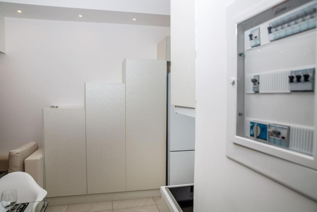 Apartmán Seafront Central Apt In Lavrio Exteriér fotografie