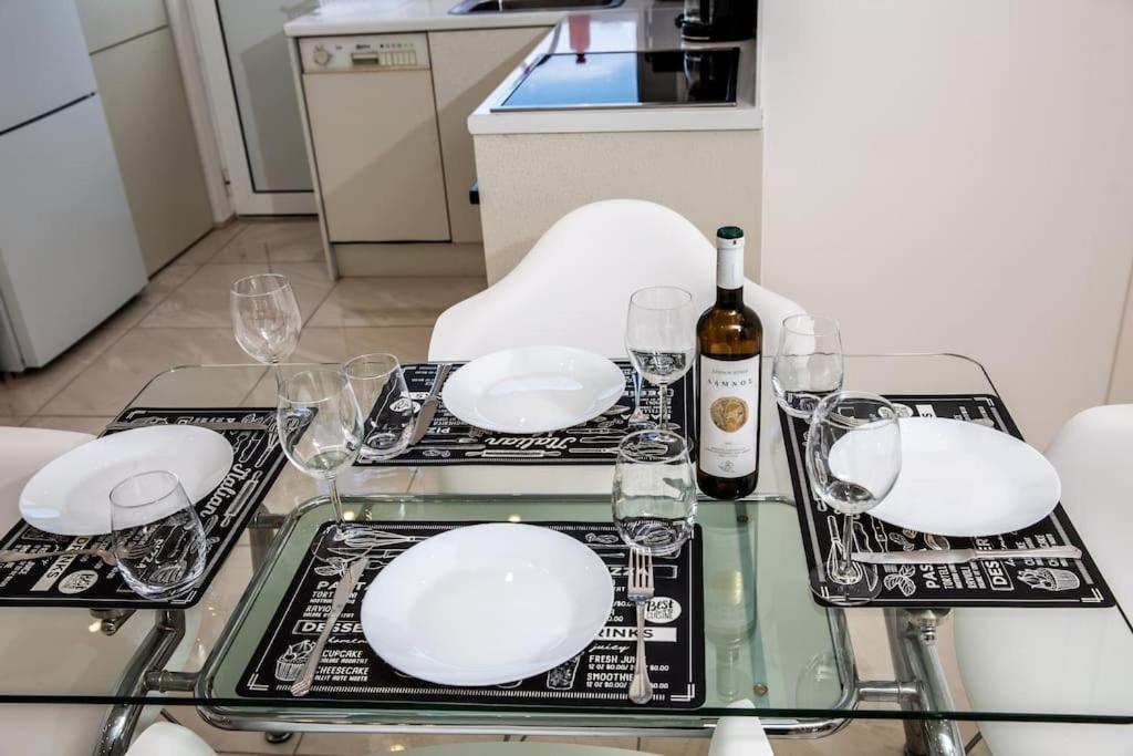 Apartmán Seafront Central Apt In Lavrio Exteriér fotografie