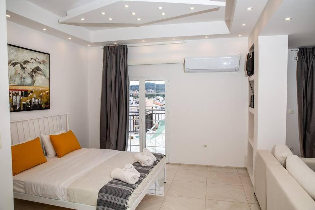 Apartmán Seafront Central Apt In Lavrio Exteriér fotografie