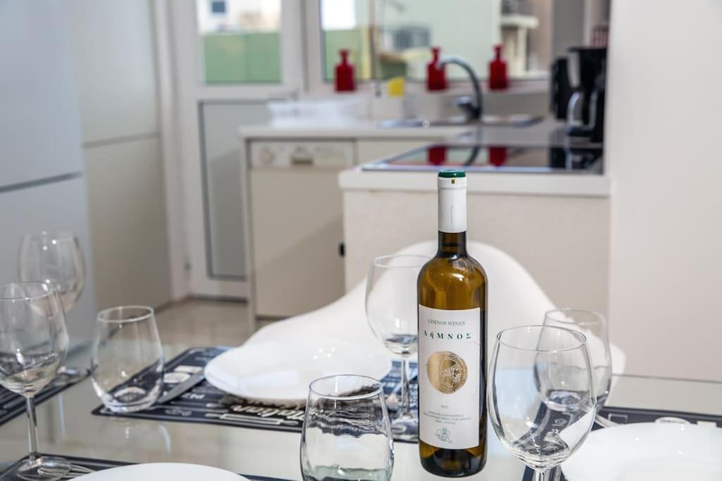 Apartmán Seafront Central Apt In Lavrio Exteriér fotografie