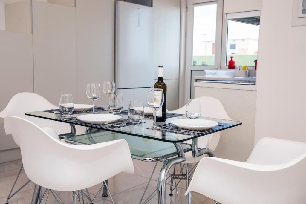 Apartmán Seafront Central Apt In Lavrio Exteriér fotografie