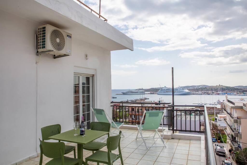 Apartmán Seafront Central Apt In Lavrio Exteriér fotografie