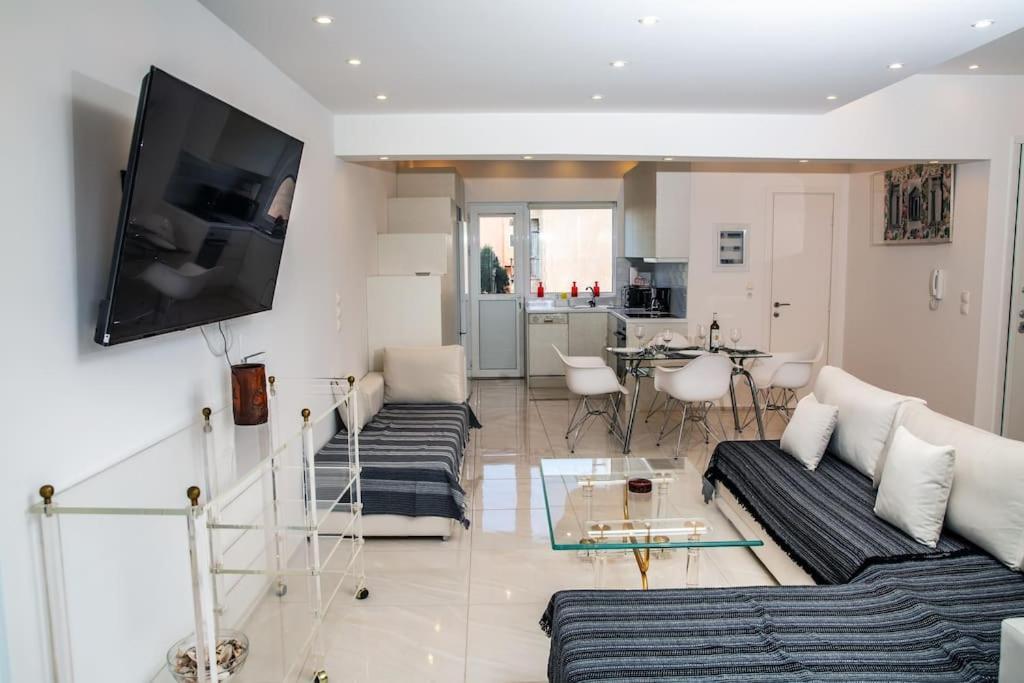 Apartmán Seafront Central Apt In Lavrio Exteriér fotografie