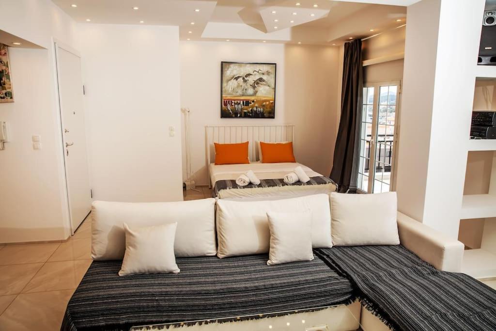 Apartmán Seafront Central Apt In Lavrio Exteriér fotografie