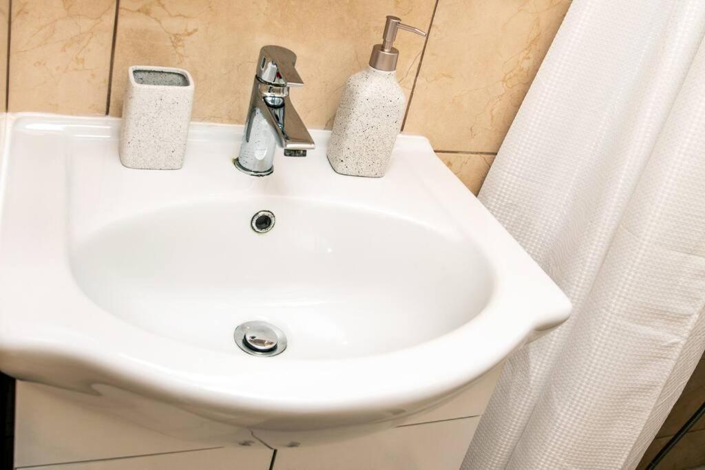 Apartmán Seafront Central Apt In Lavrio Exteriér fotografie