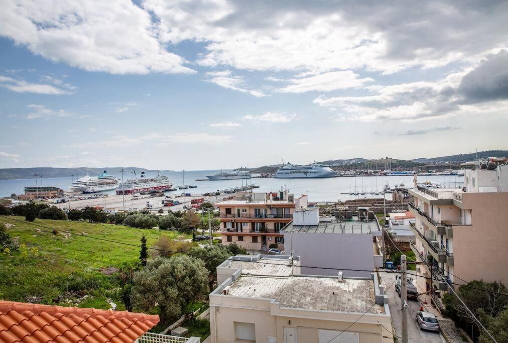 Apartmán Seafront Central Apt In Lavrio Exteriér fotografie